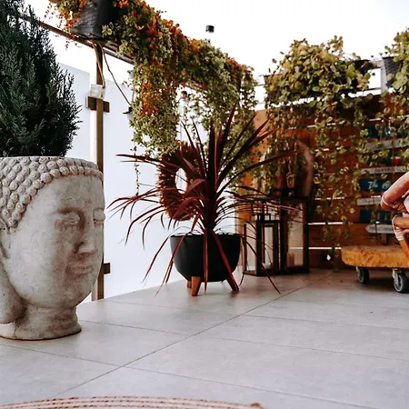 Madlen Art Apartment *